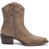 GLOBALWIN Cowboy Boots For Women Cute Cowgirl Boots Women’s Western Boots With Embroidery Side Zipper Chunky Heel(23yy16 Camel)